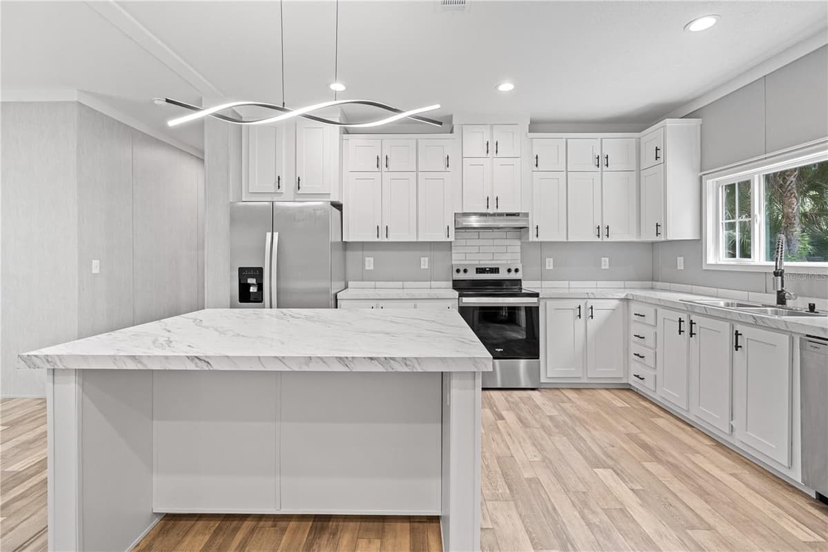 375 SAPP STREET — photo 11 of 36