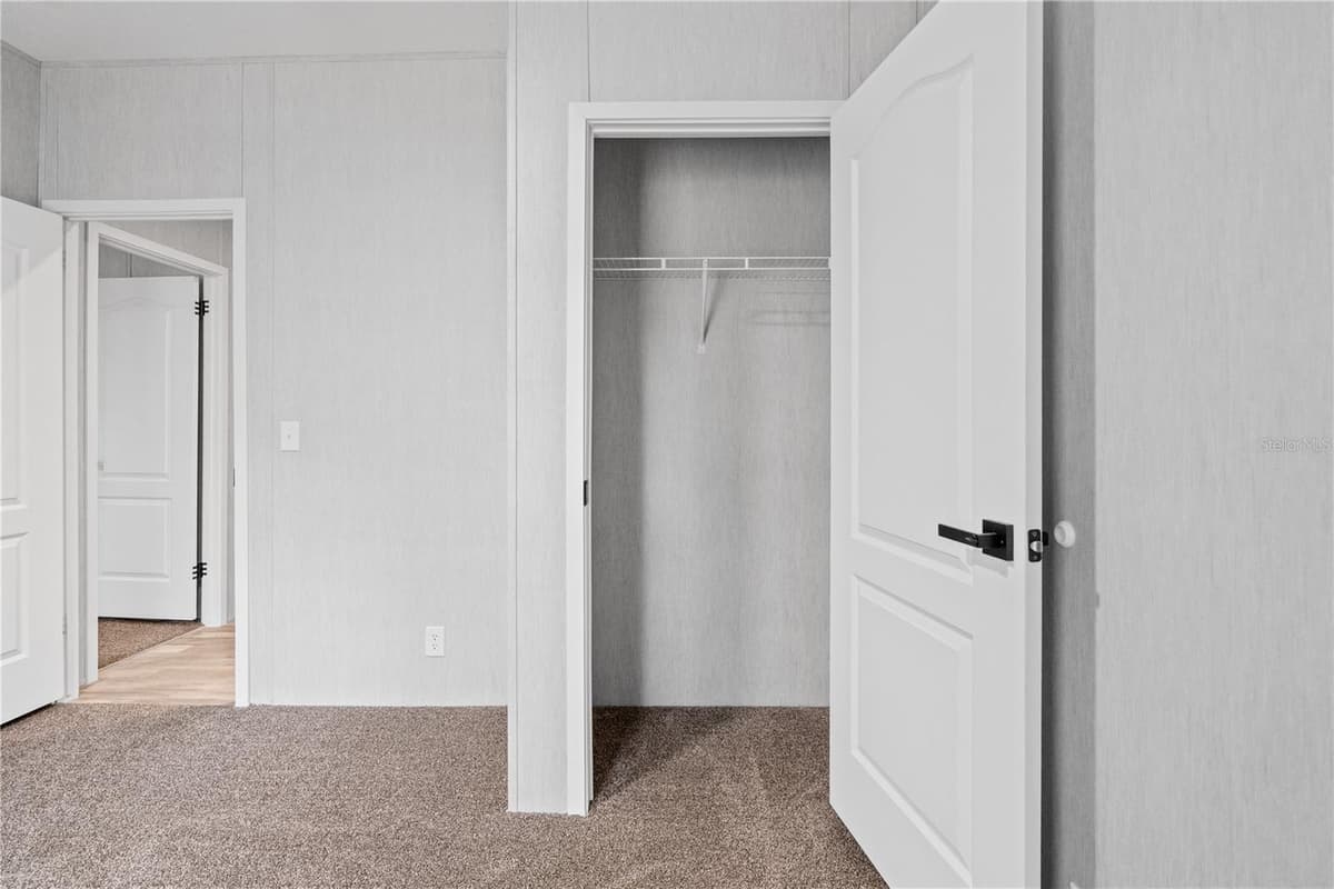 375 SAPP STREET — photo 25 of 36