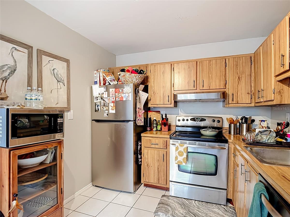 11805 RAINTREE LAKE LN — photo 15 of 35