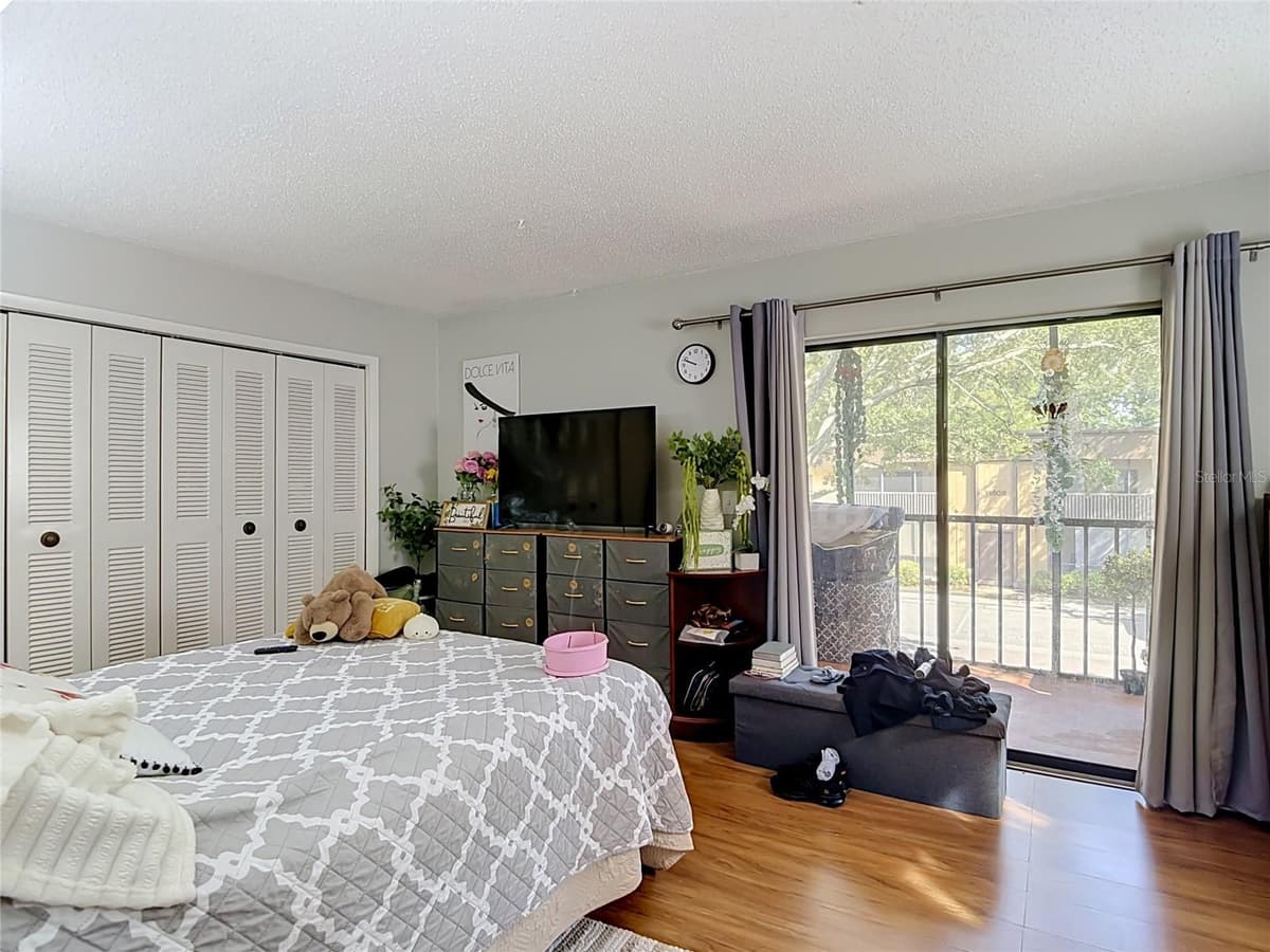 11805 RAINTREE LAKE LN — photo 21 of 32