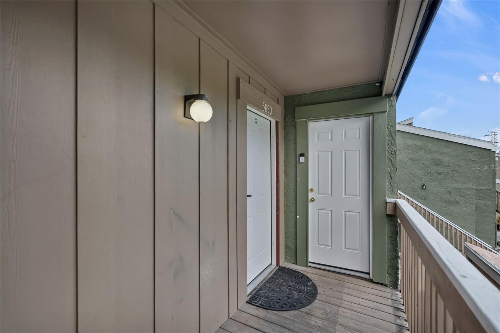 5850 PEREGRINE AVE — photo 30 of 42