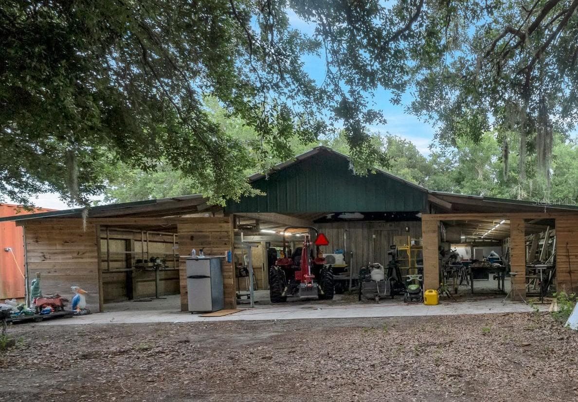 2102 OLD POLK CITY ROAD — photo 38 of 51