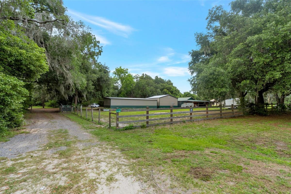 2102 OLD POLK CITY ROAD — photo 36 of 51
