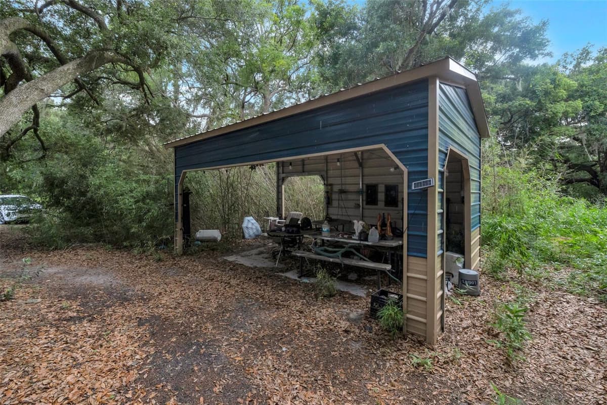 2102 OLD POLK CITY ROAD — photo 33 of 51