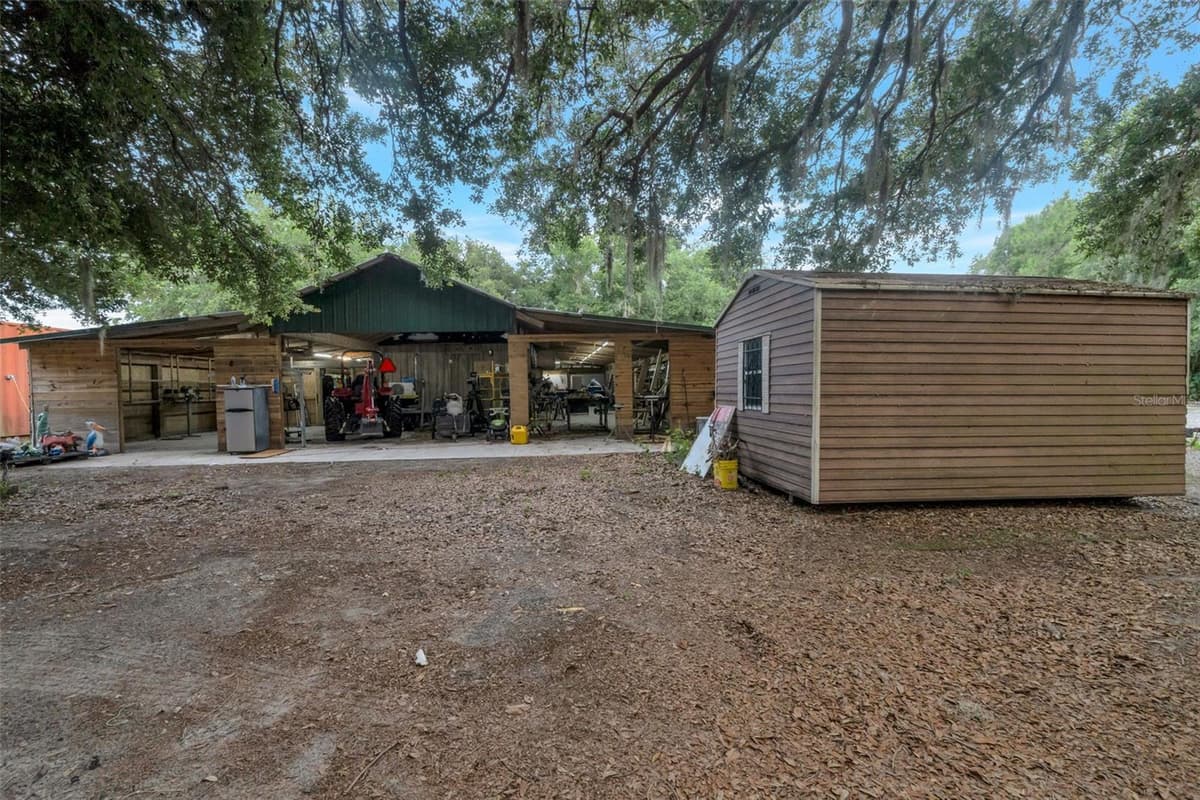 2102 OLD POLK CITY ROAD — photo 34 of 51