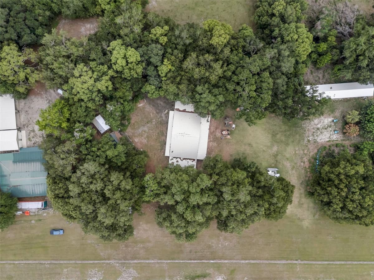 2102 OLD POLK CITY ROAD — photo 50 of 51