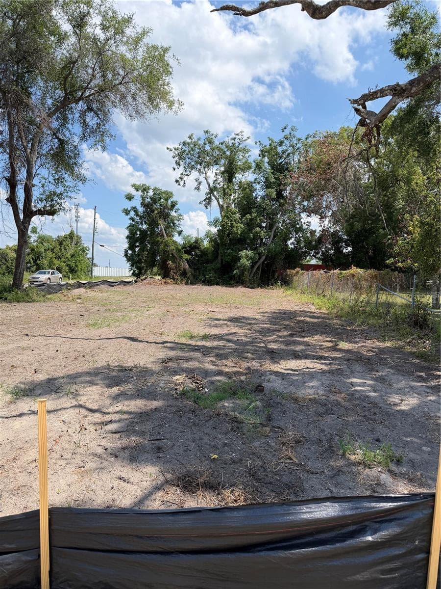3504 HOGSHEAD ROAD — photo 5 of 12