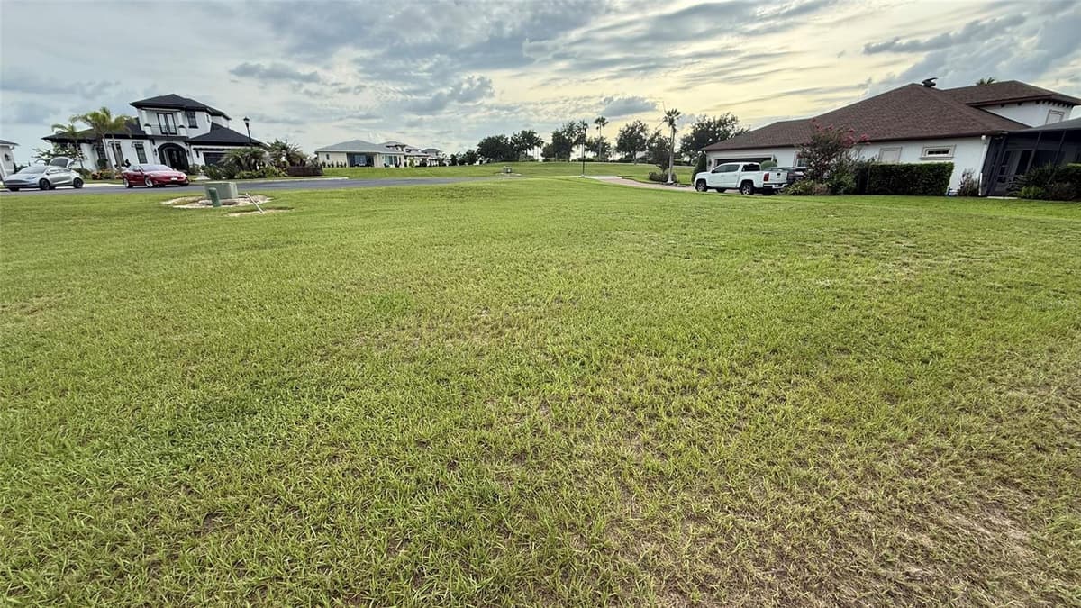 210 SPRING AZURE DRIVE — photo 4 of 25