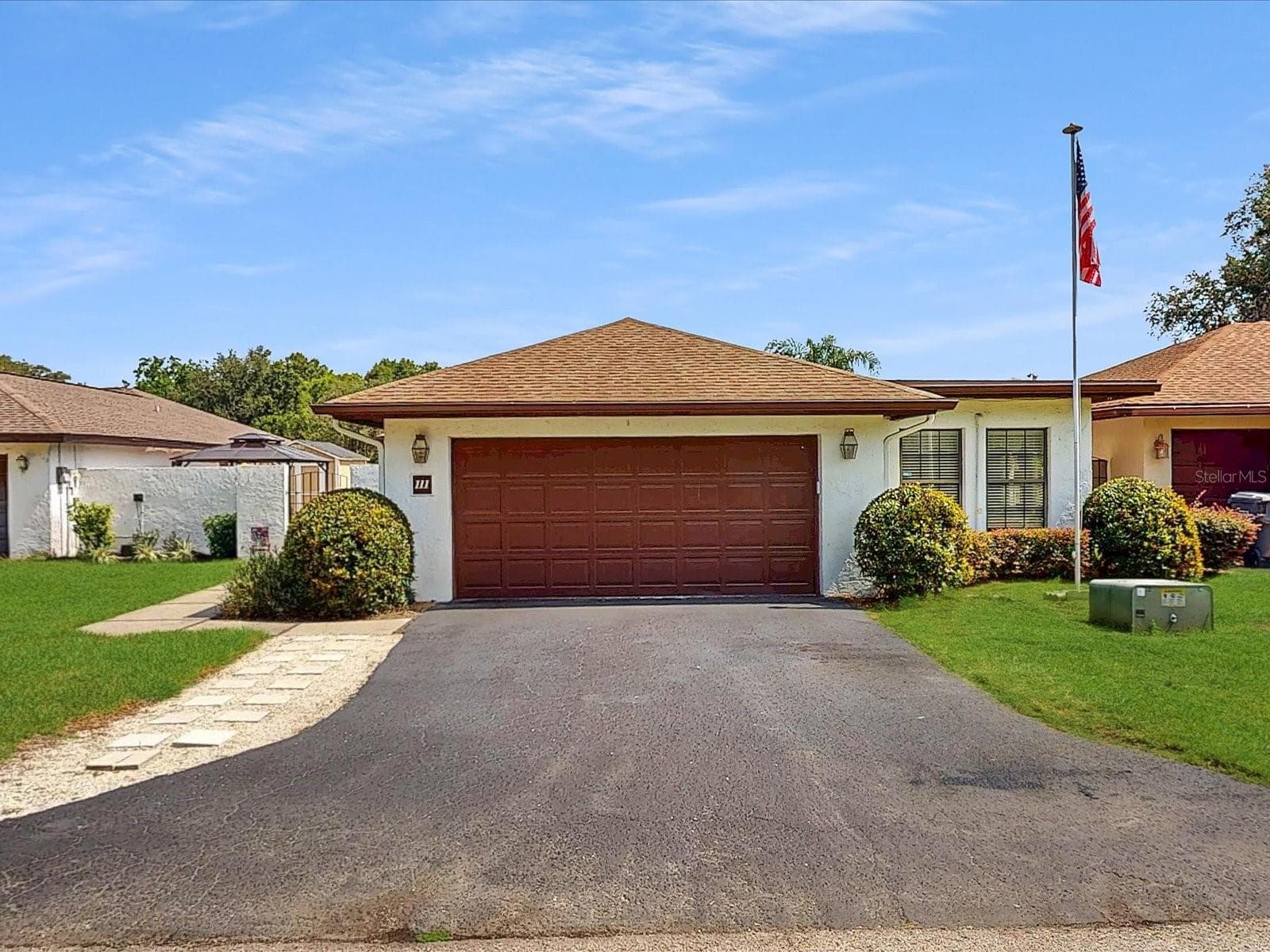 111 TUXFORD DRIVE — photo 1 of 48