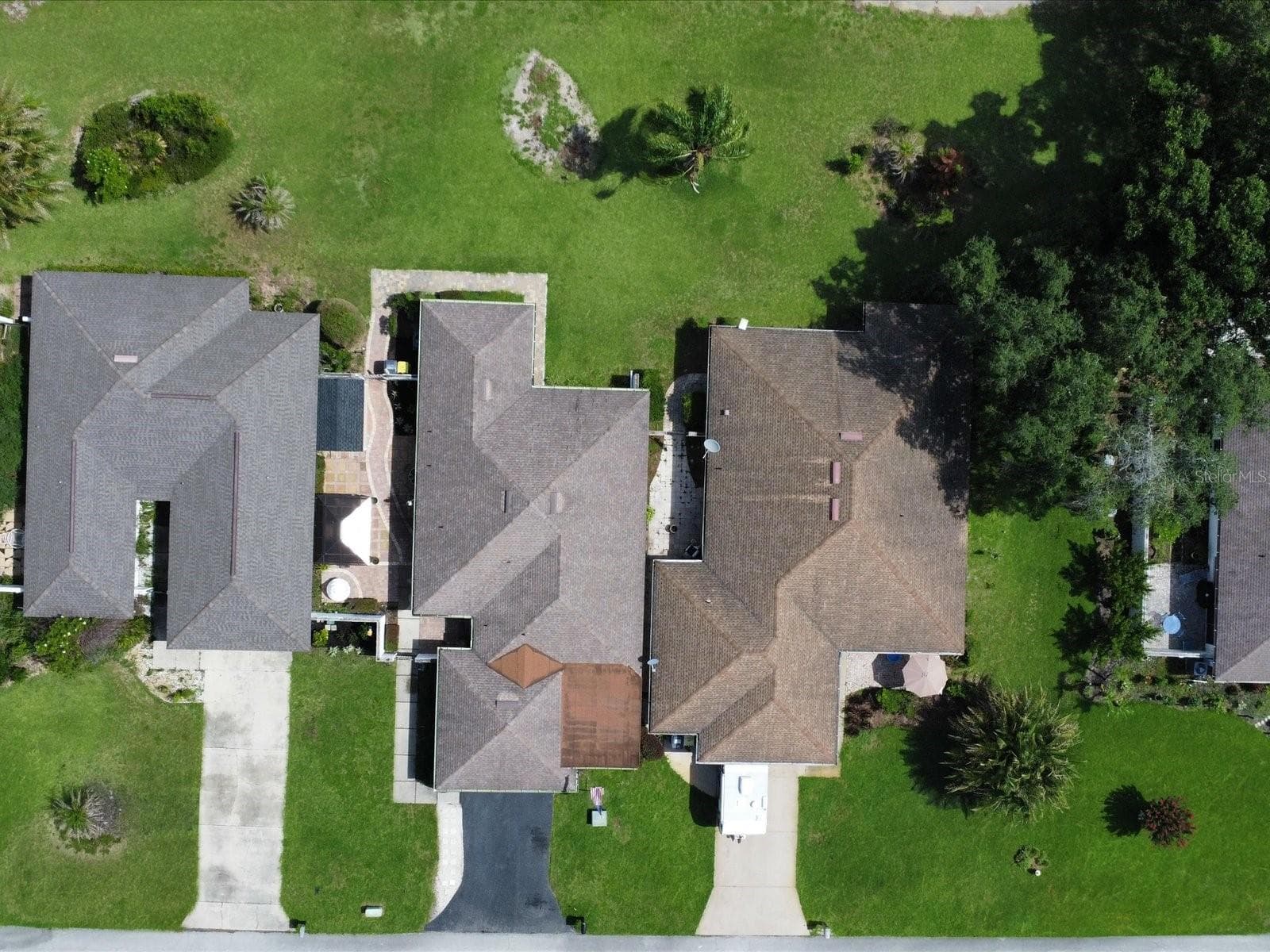 111 TUXFORD DRIVE — photo 39 of 48