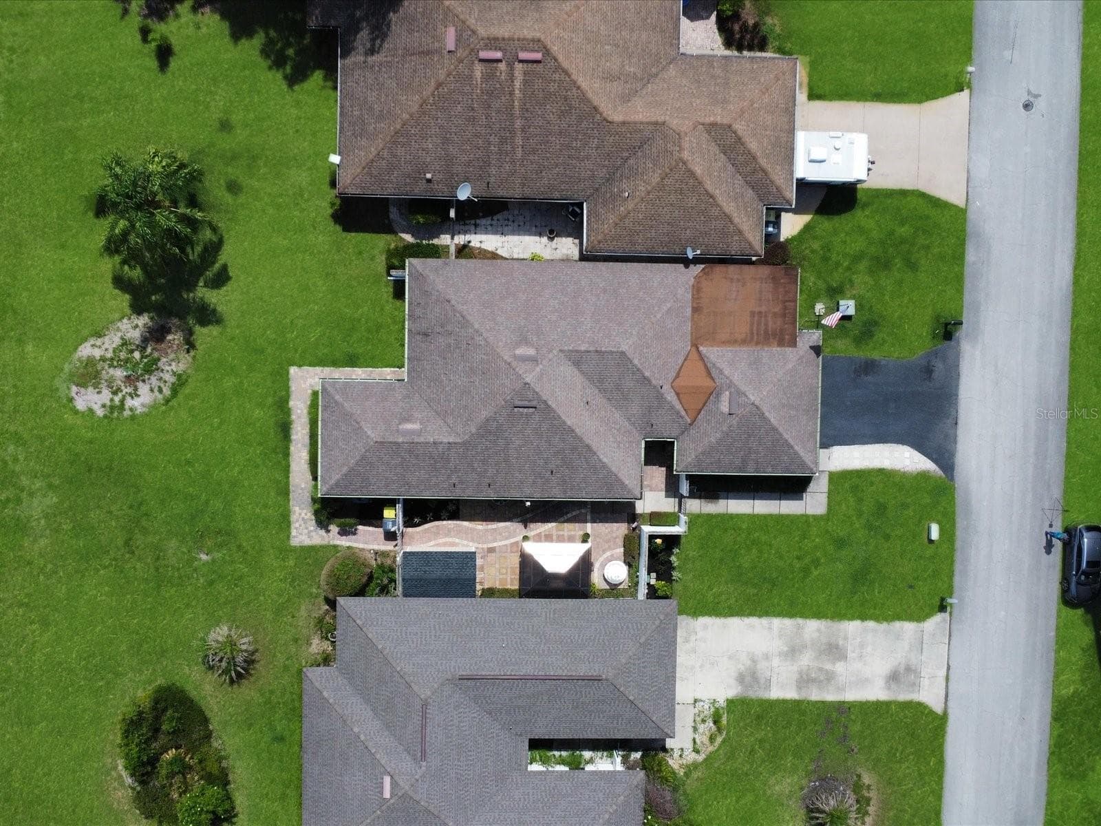 111 TUXFORD DRIVE — photo 40 of 48