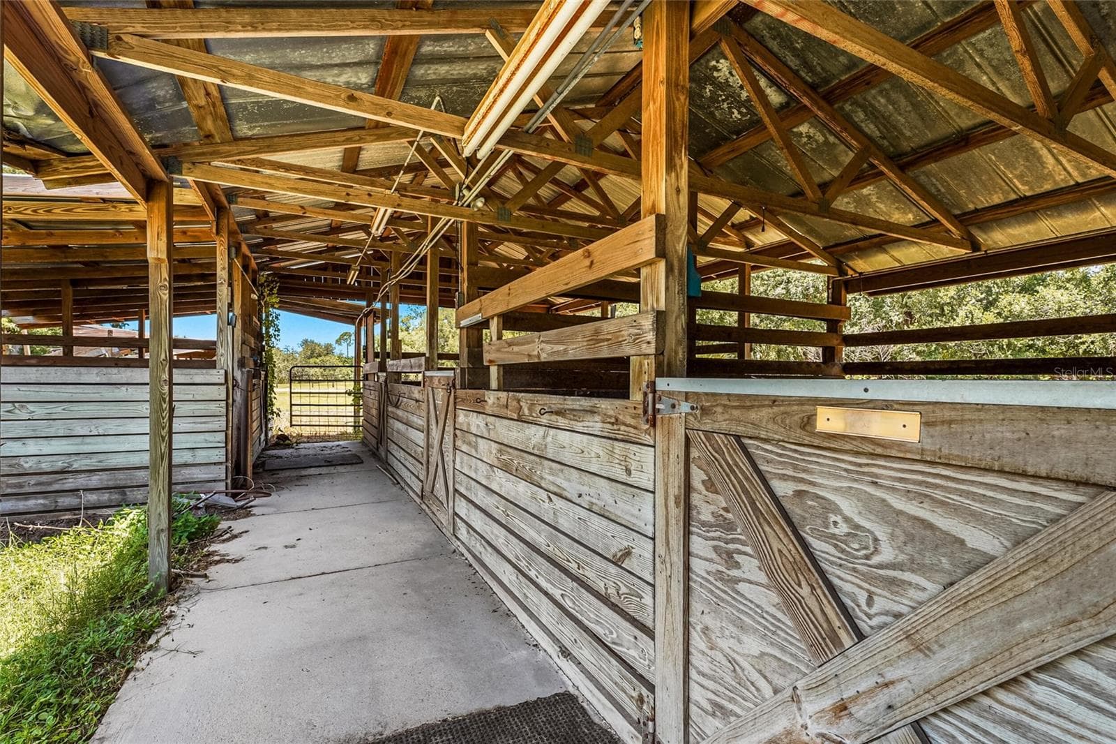 5650 CHURCHILL DOWNS ROAD — photo 81 of 100