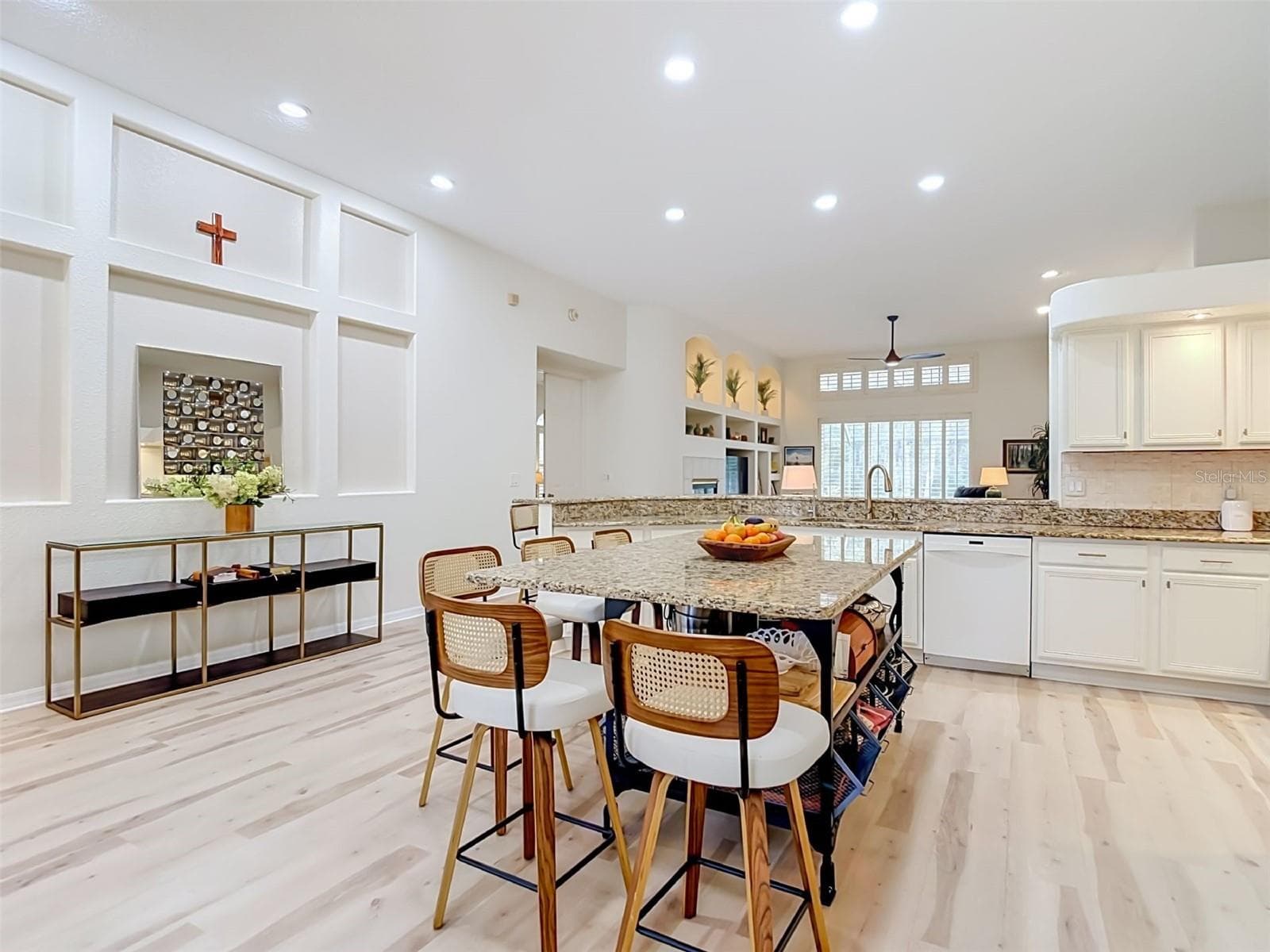 4706 MIRABELLA PLACE — photo 16 of 85