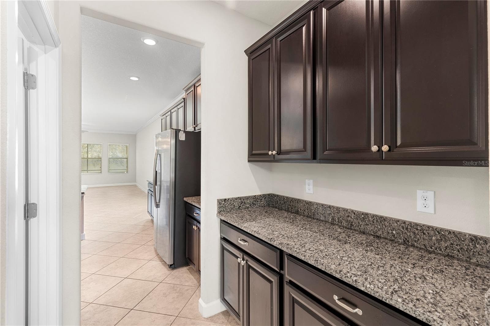 3147 CALVANO DRIVE — photo 5 of 63