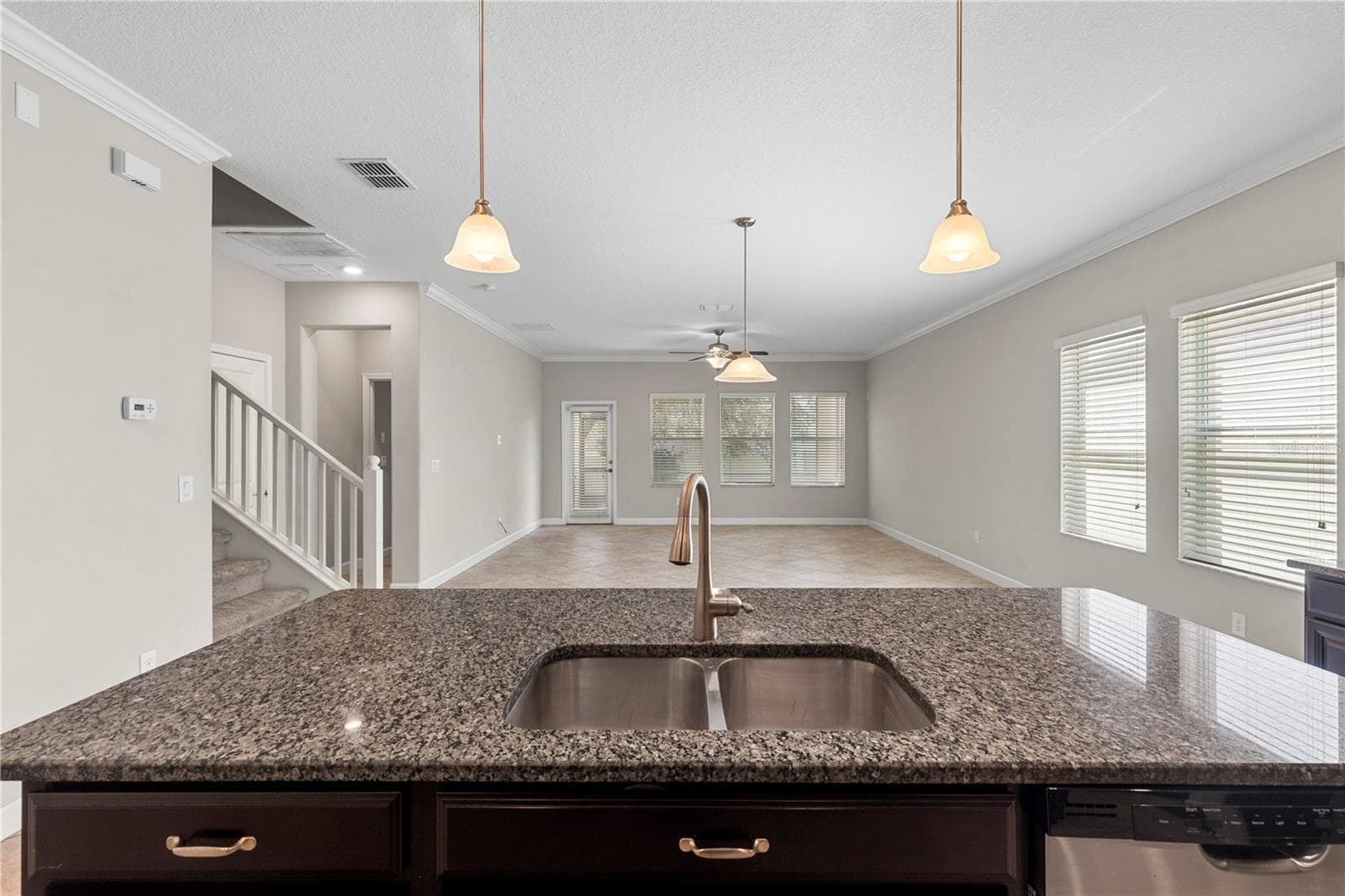 3147 CALVANO DRIVE — photo 12 of 63