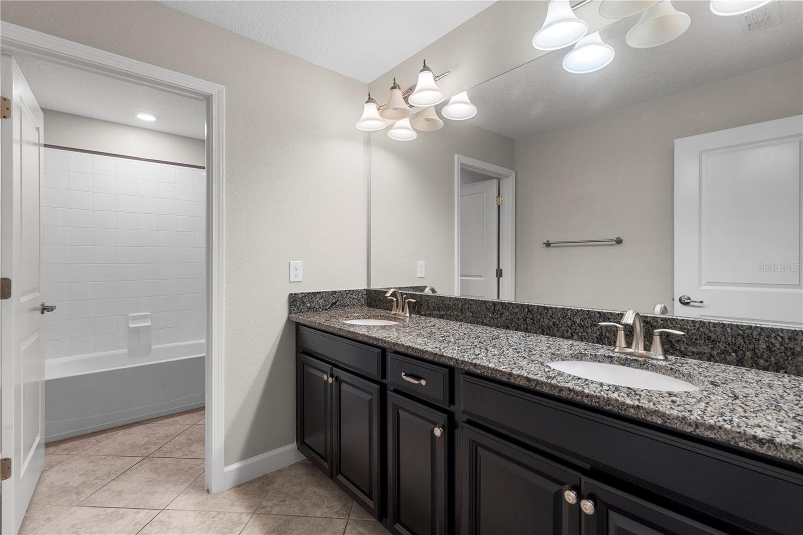 3147 CALVANO DRIVE — photo 40 of 63