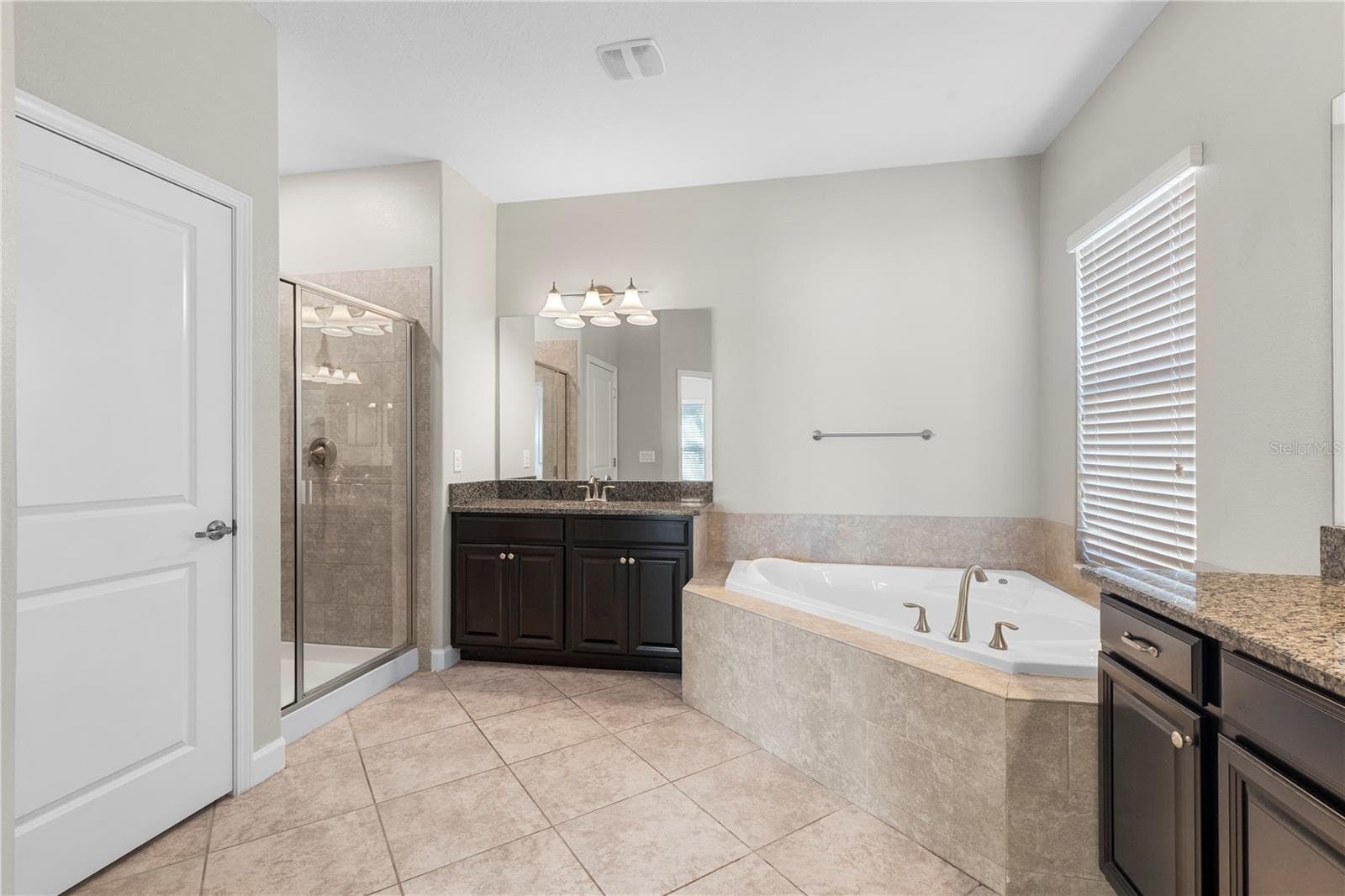 3147 CALVANO DRIVE — photo 20 of 63