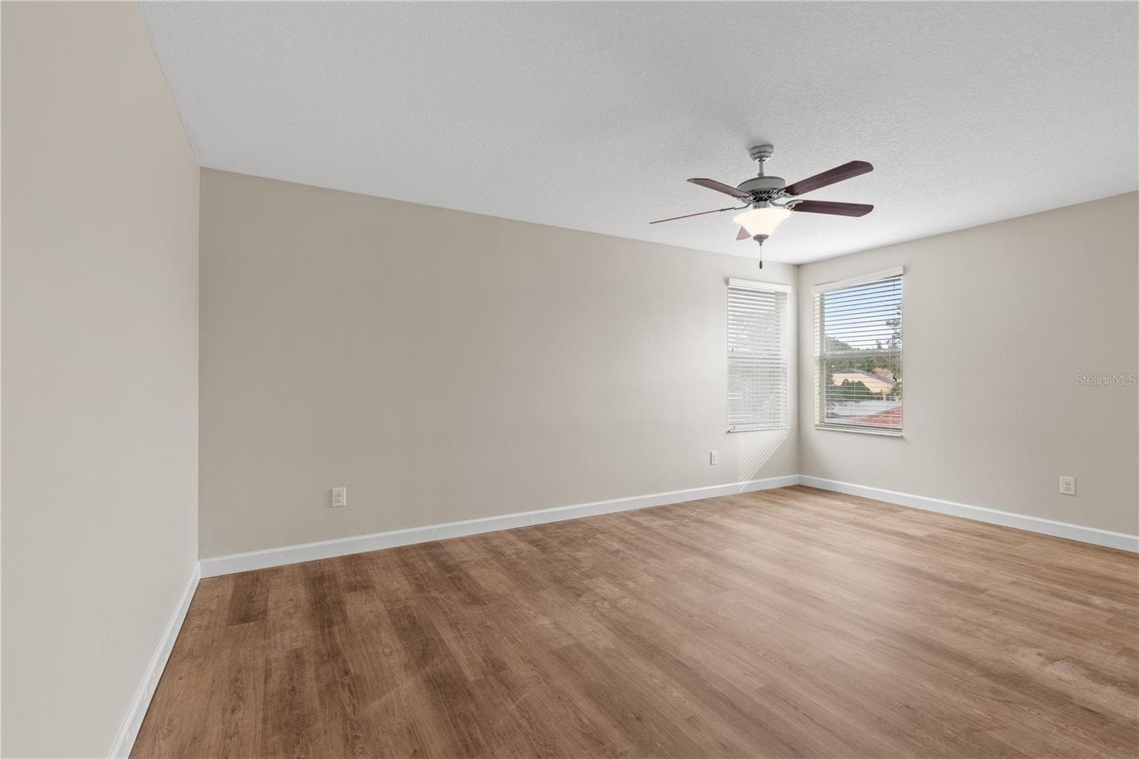 3147 CALVANO DRIVE — photo 43 of 63