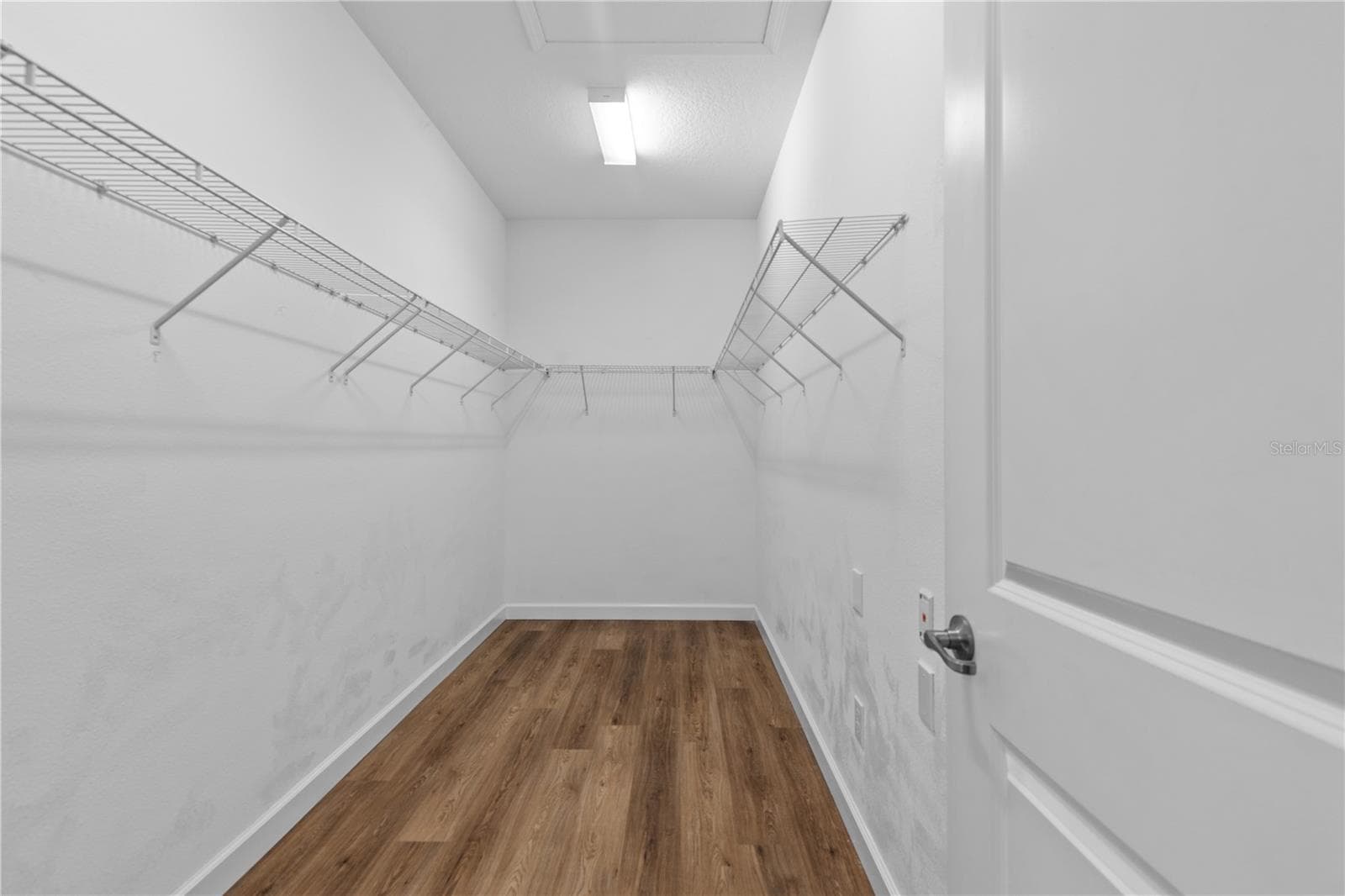 3147 CALVANO DRIVE — photo 18 of 63