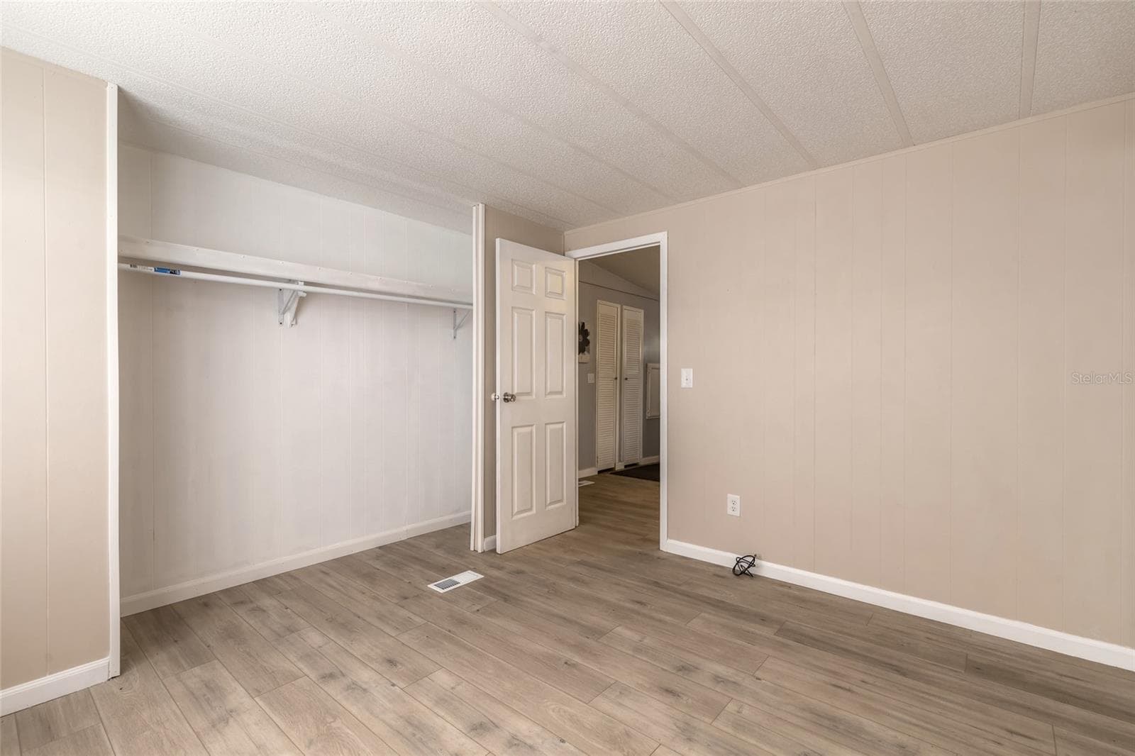 103 ALOHA TERRACE — photo 19 of 38