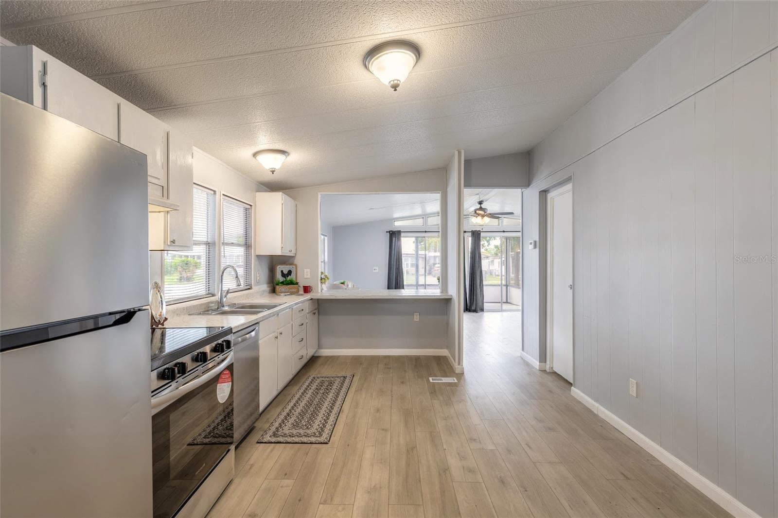 103 ALOHA TERRACE — photo 4 of 38