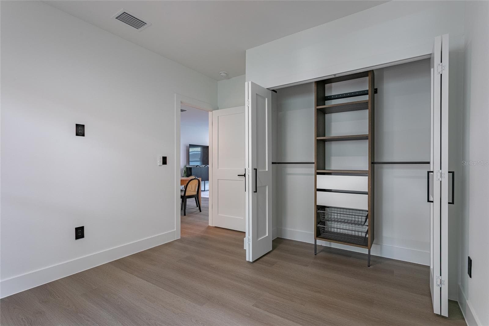 2551/2553 21ST STREET — photo 15 of 38