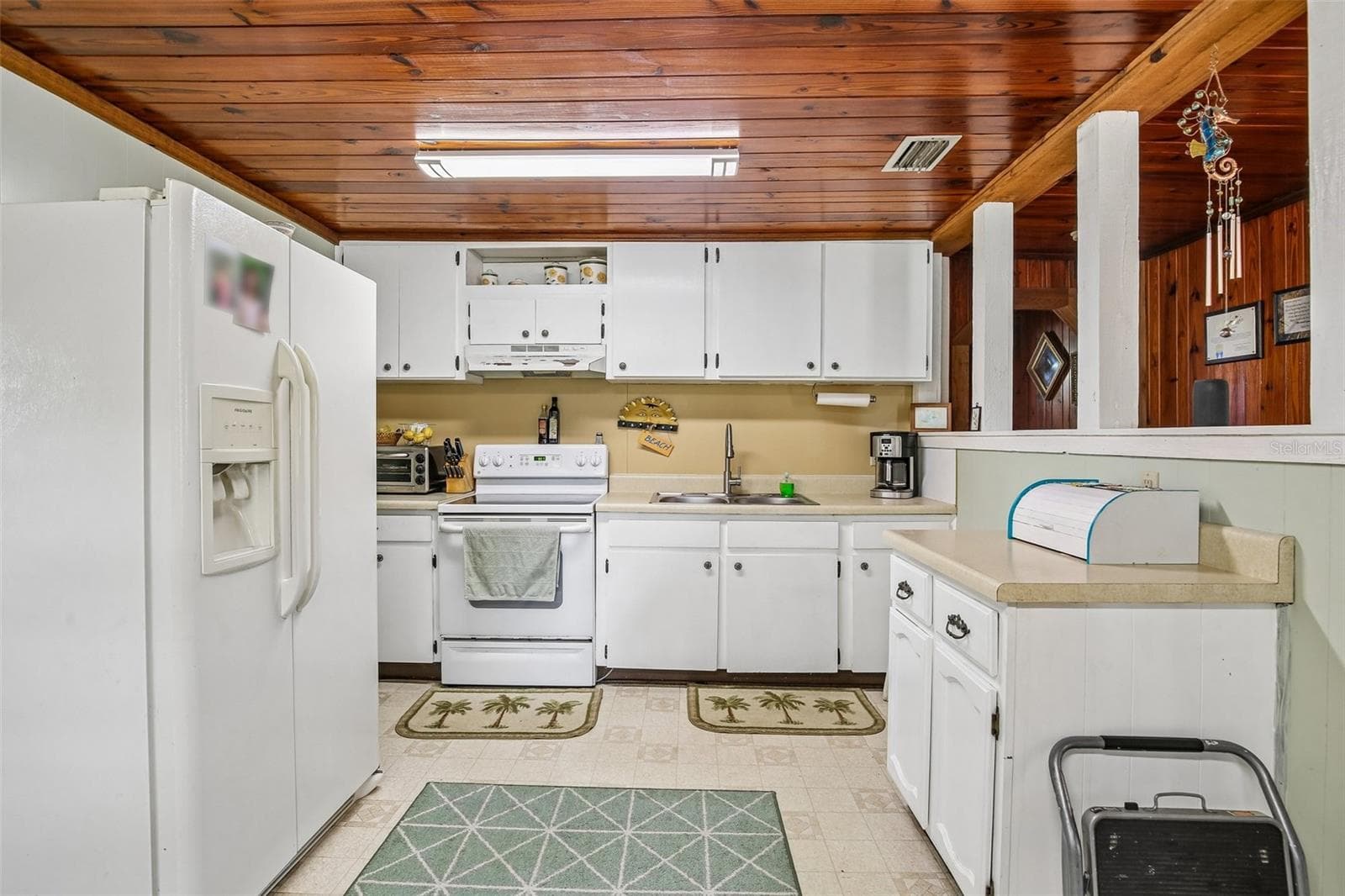 619 63RD STREET — photo 6 of 47