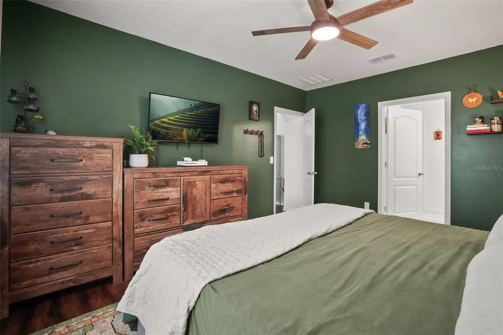 3422 BERKSHIRE WOODS TERRACE — photo 24 of 33