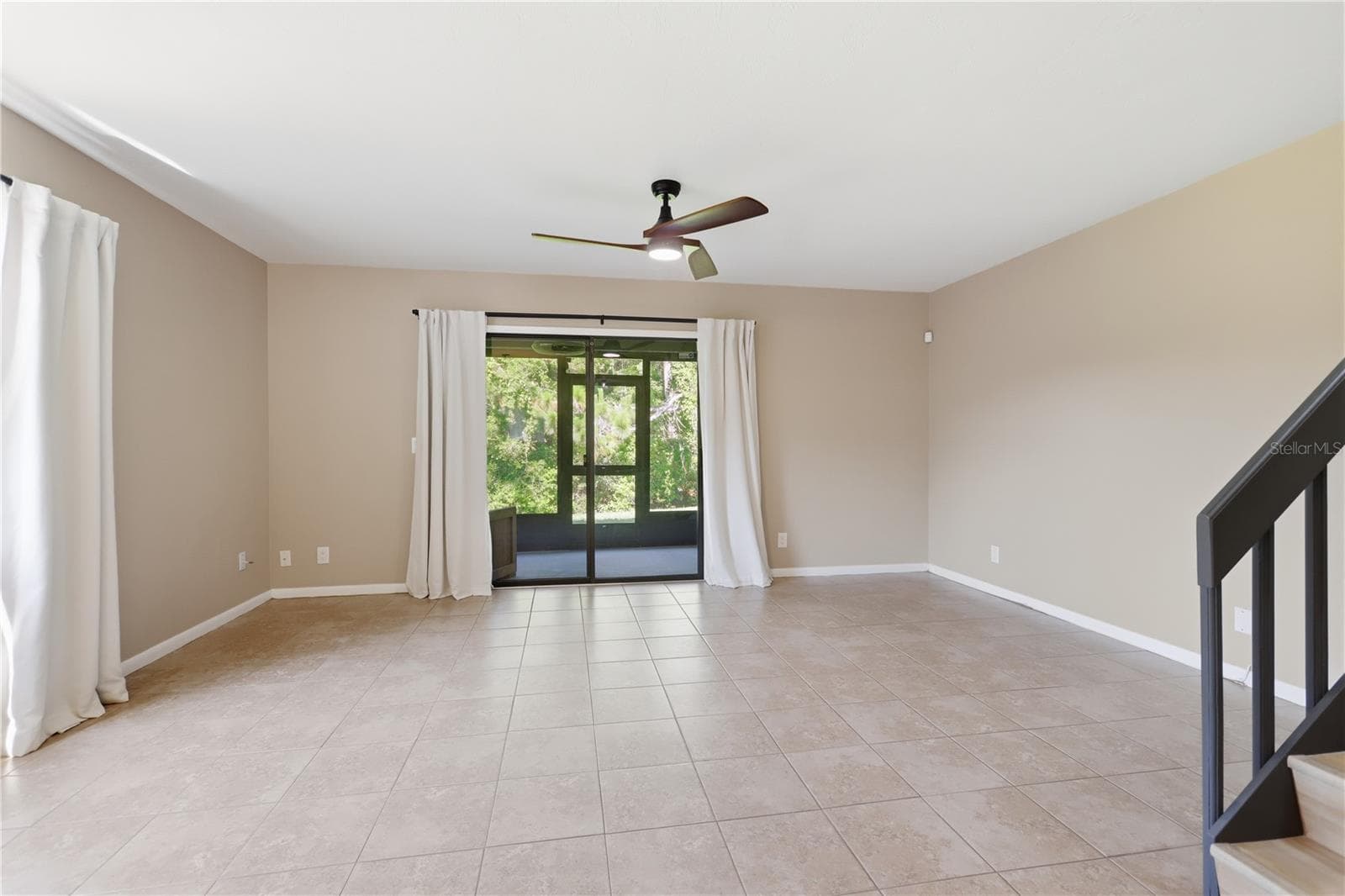 130 LIMEWOOD PLACE — photo 12 of 37