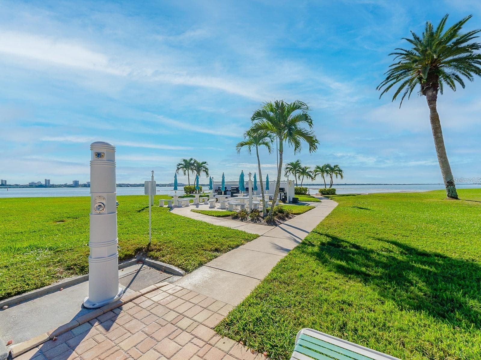 800 GULFVIEW BOULEVARD — photo 36 of 37