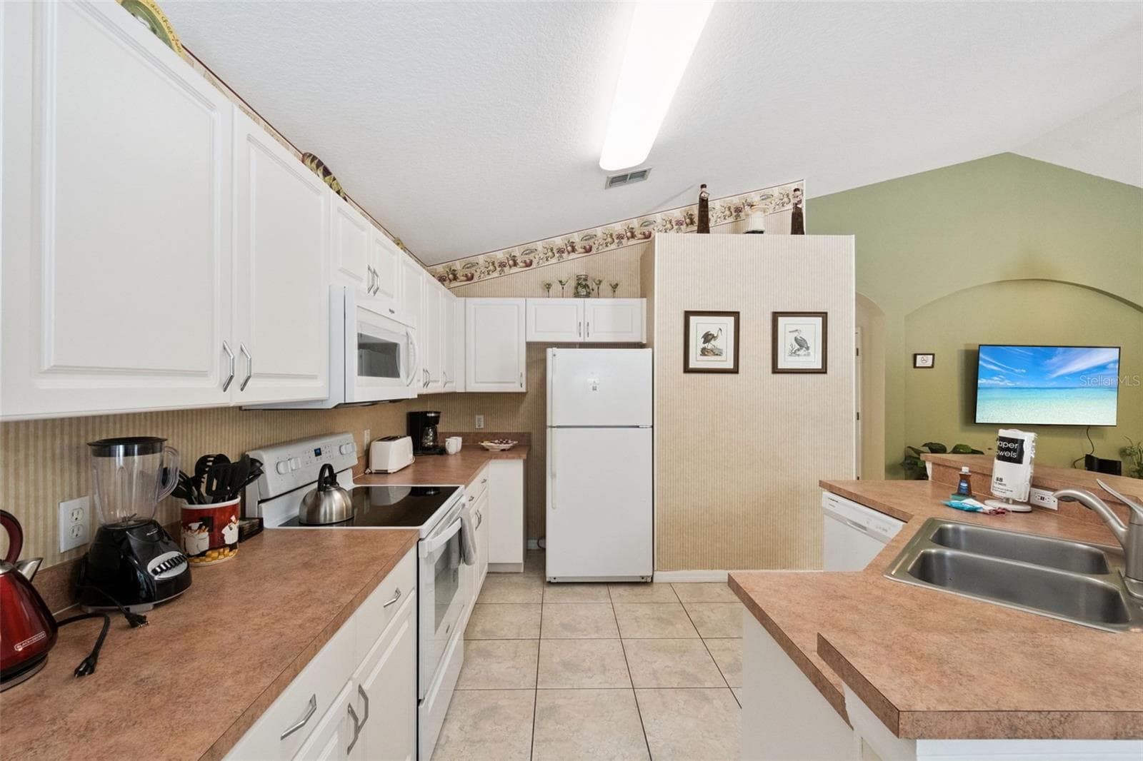 4706 CUMBRIAN LAKES DRIVE — photo 10 of 35