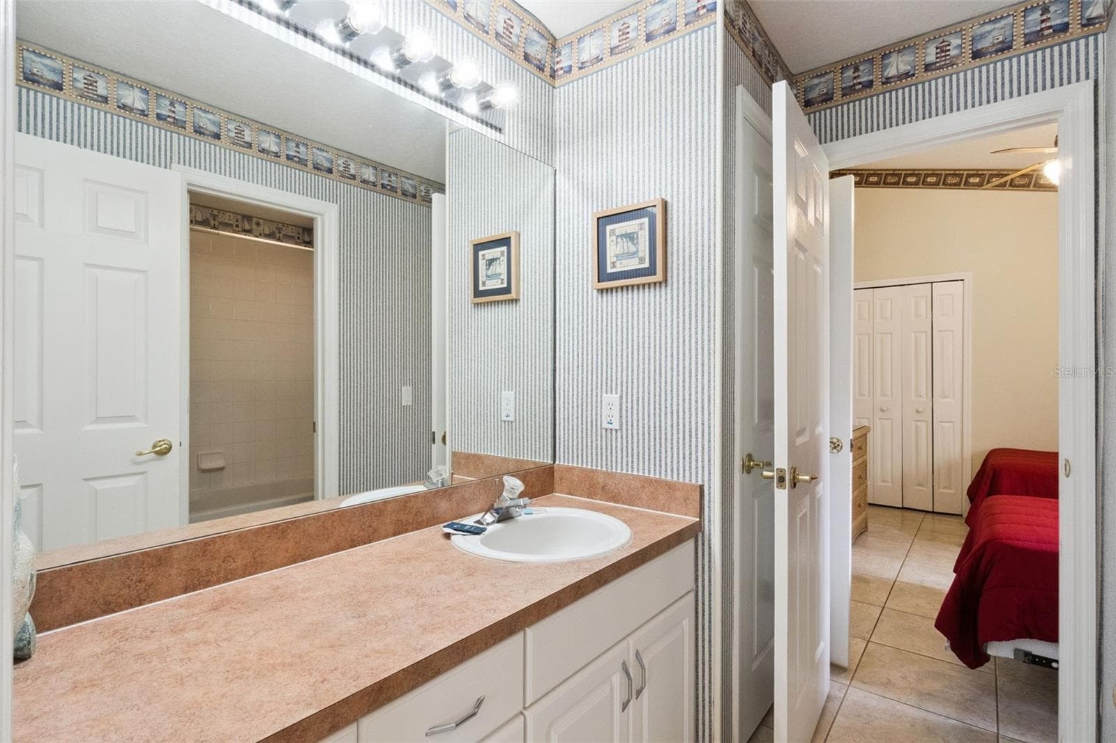 4706 CUMBRIAN LAKES DRIVE — photo 26 of 35