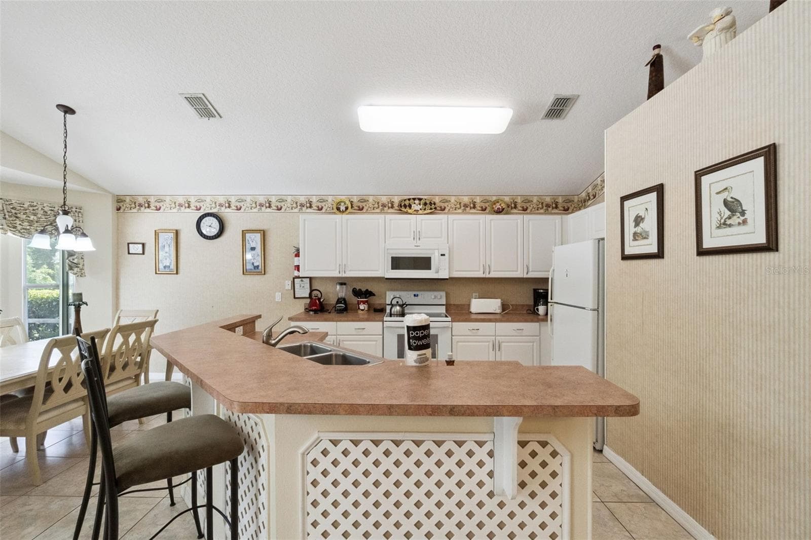 4706 CUMBRIAN LAKES DRIVE — photo 11 of 35