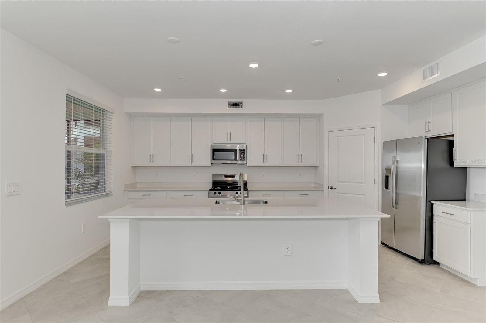 19227 CHERRYSTONE WAY — photo 17 of 54