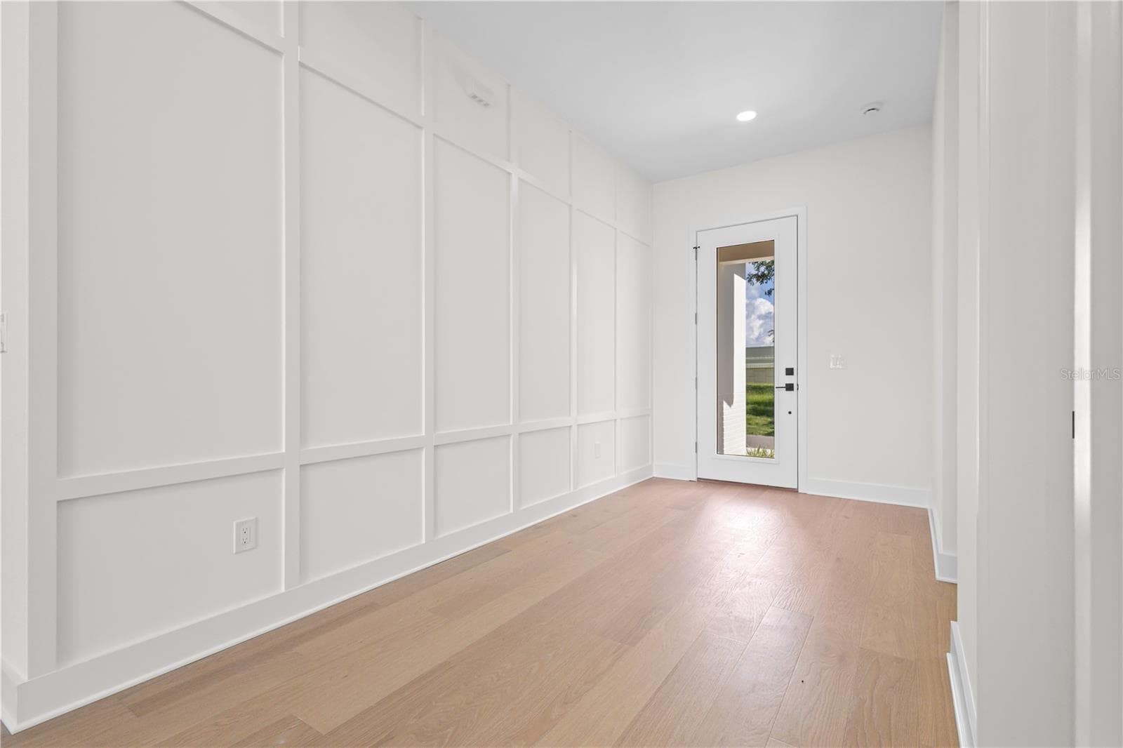 3202 LA SALLE STREET — photo 16 of 19