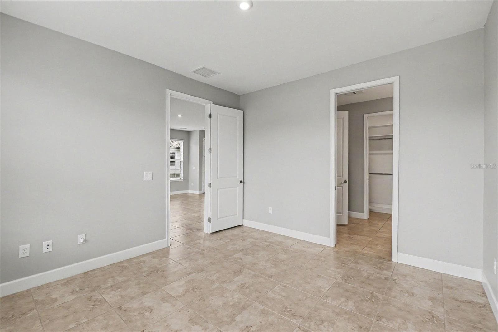 10930 WENDOVER DRIVE — photo 16 of 25