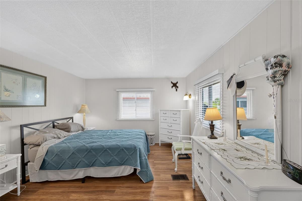 240 LA COSTA — photo 19 of 34