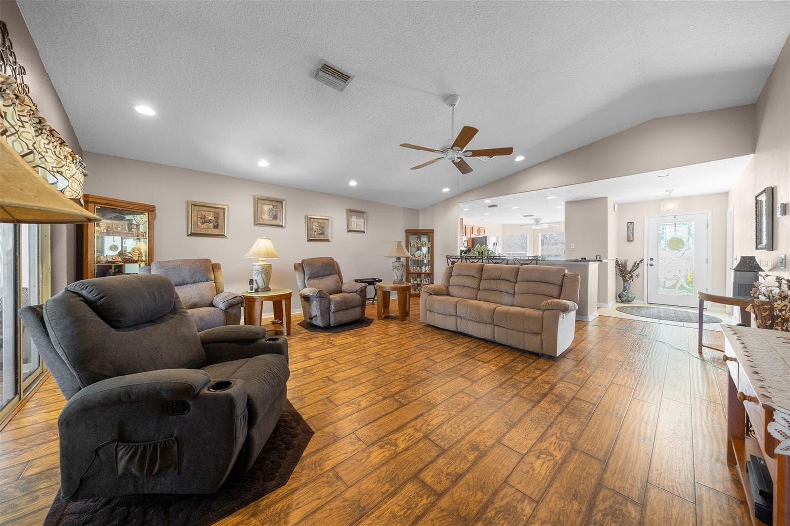 15771 13TH CIRCLE — photo 11 of 35