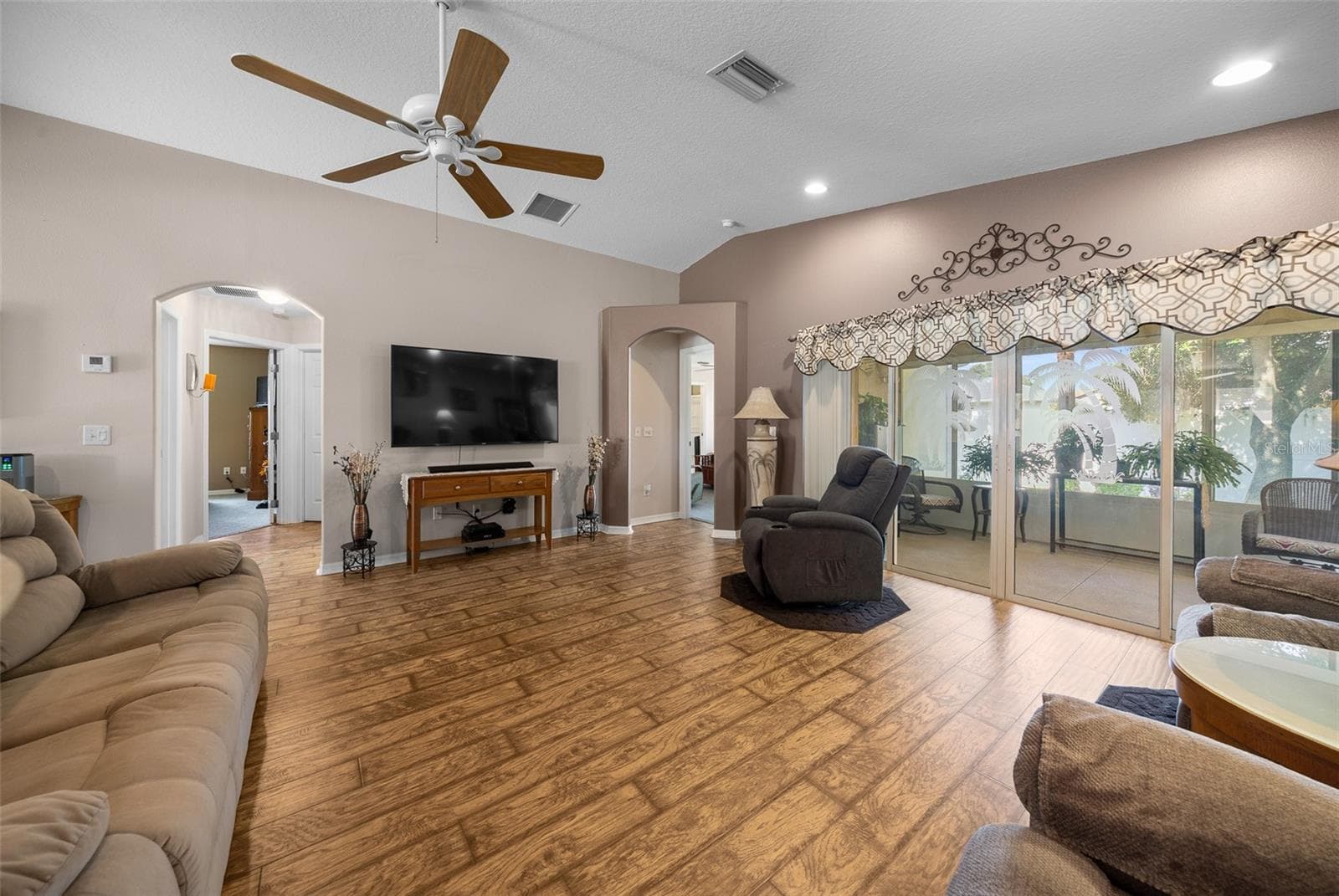 15771 13TH CIRCLE — photo 10 of 35