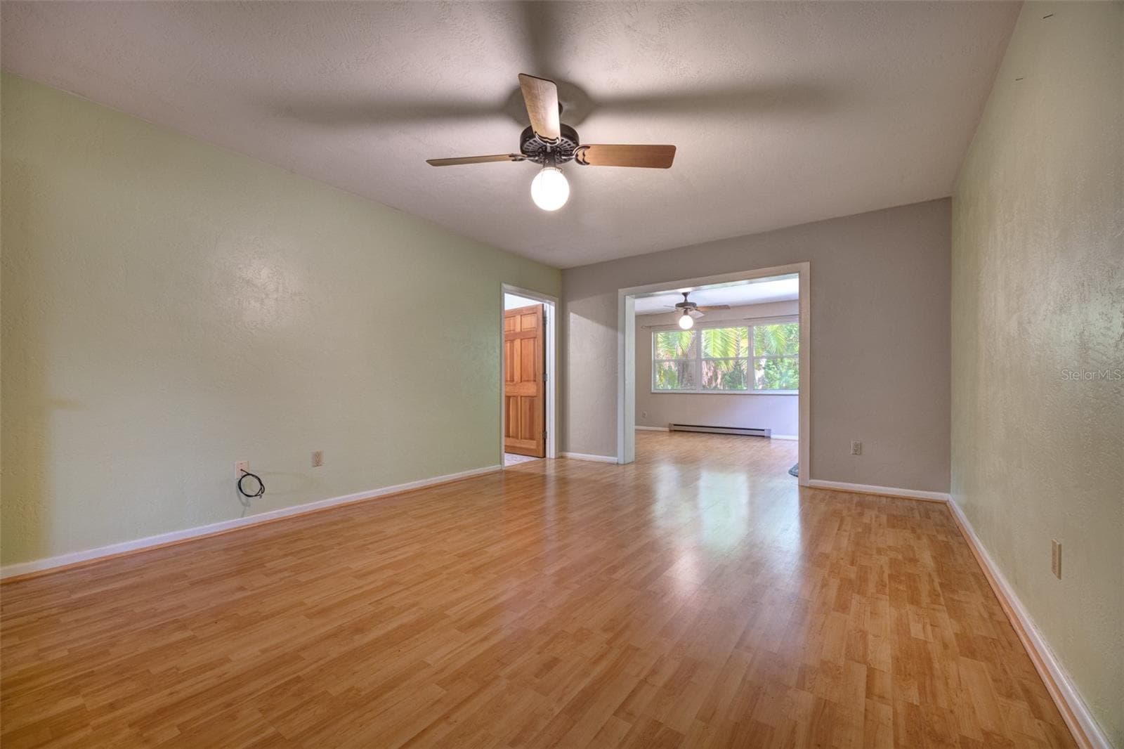 1790 CLARA AVE — photo 16 of 38