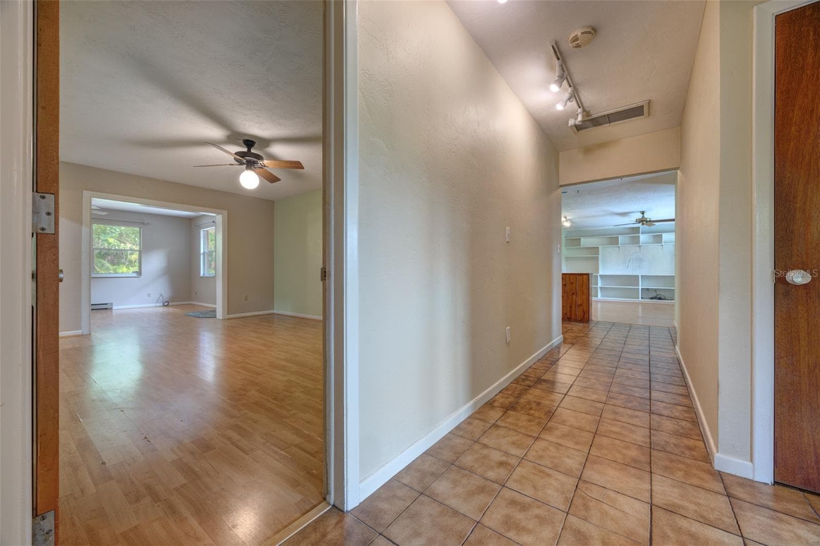 1790 CLARA AVE — photo 14 of 38
