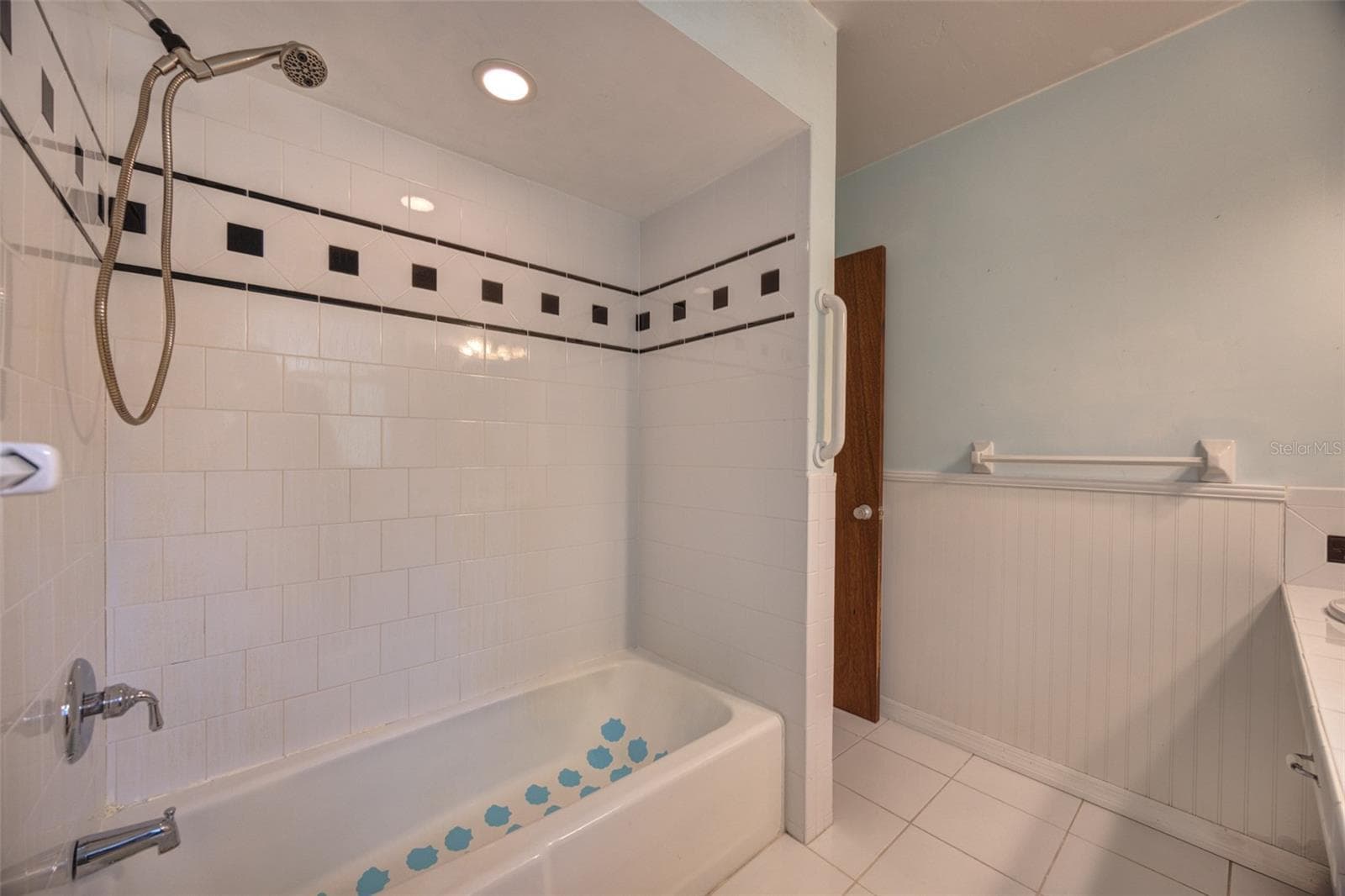 1790 CLARA AVE — photo 27 of 38