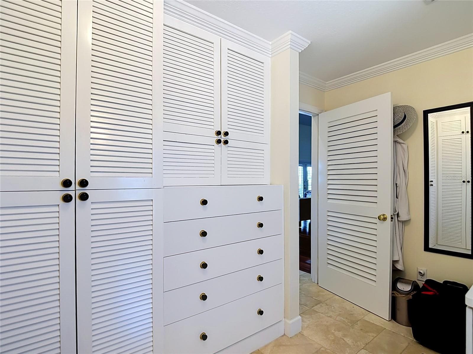 4146 DIAZ COURT — photo 39 of 100