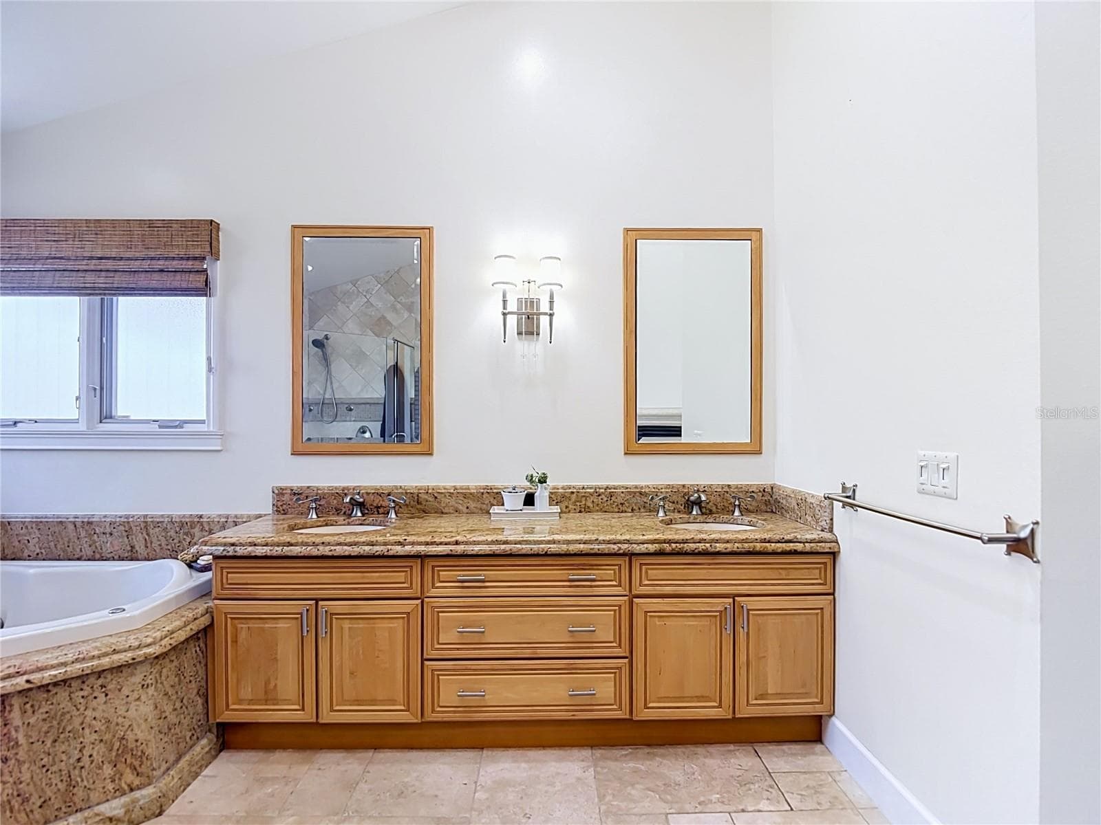 4146 DIAZ COURT — photo 34 of 100