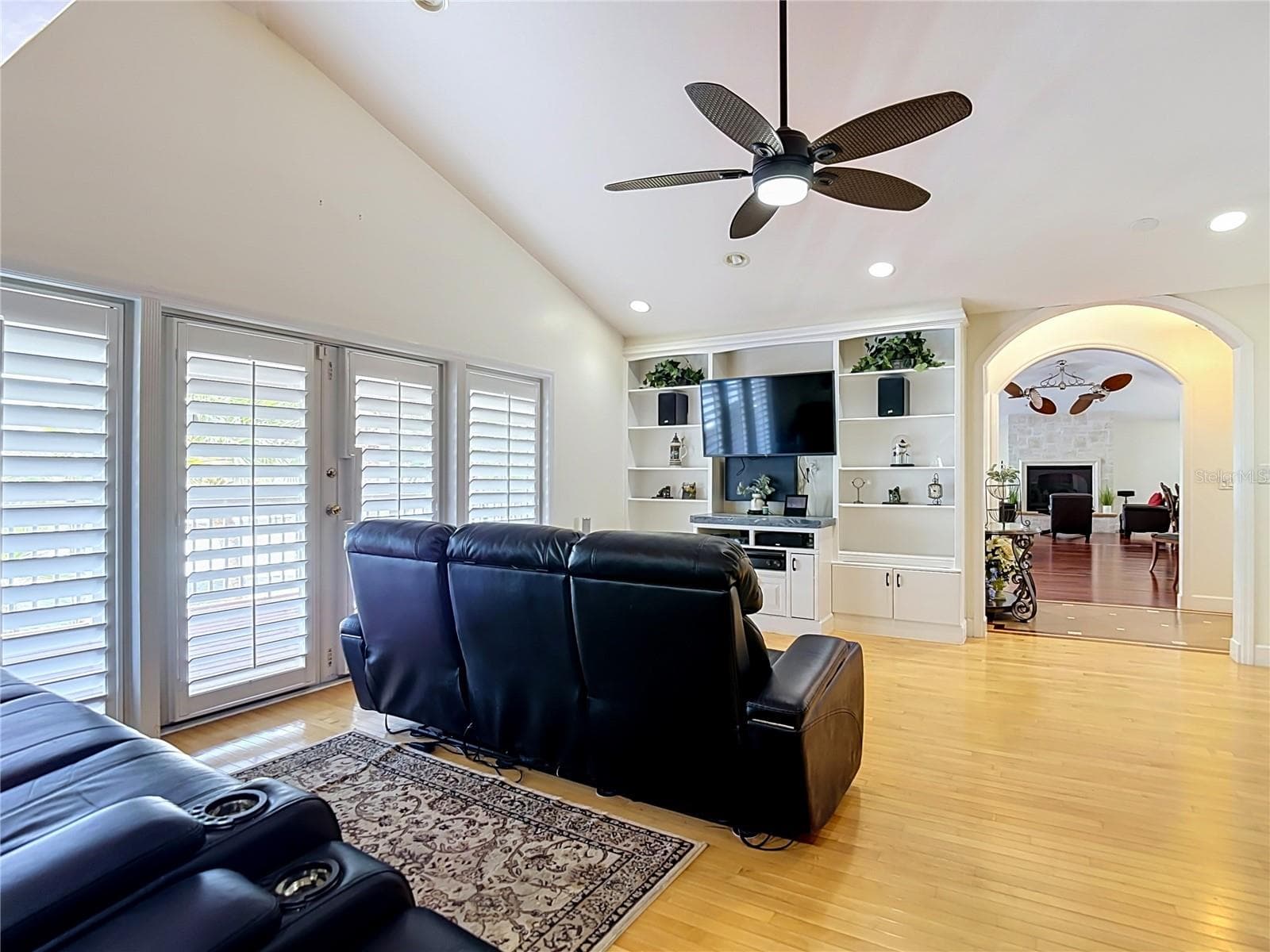 4146 DIAZ COURT — photo 20 of 100