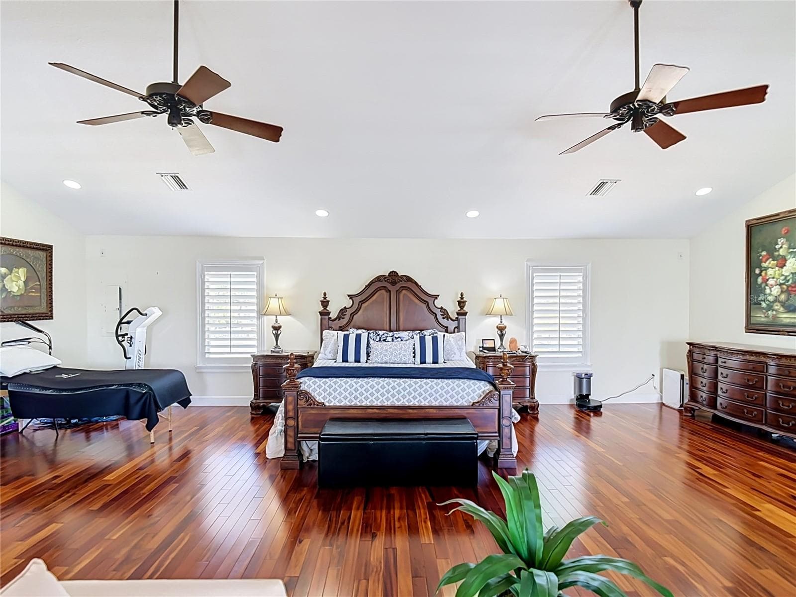 4146 DIAZ COURT — photo 29 of 100