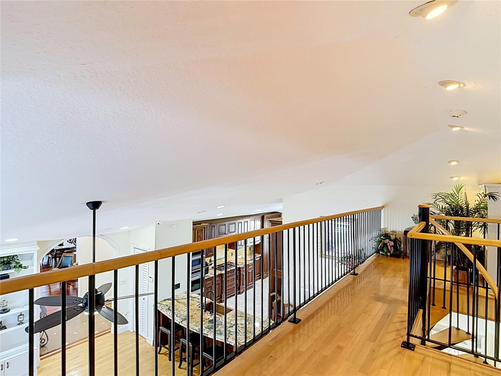 4146 DIAZ COURT — photo 27 of 100