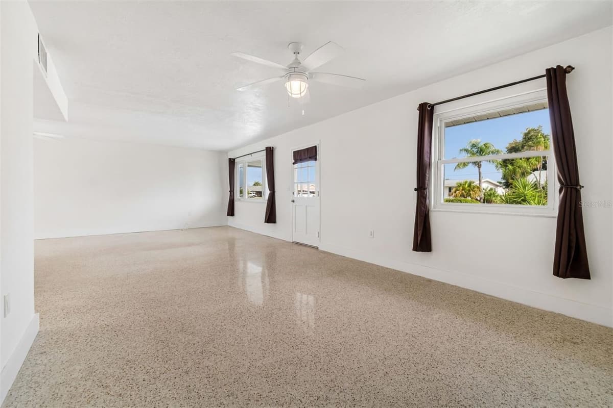 830 LA JOLLA AVENUE — photo 7 of 57