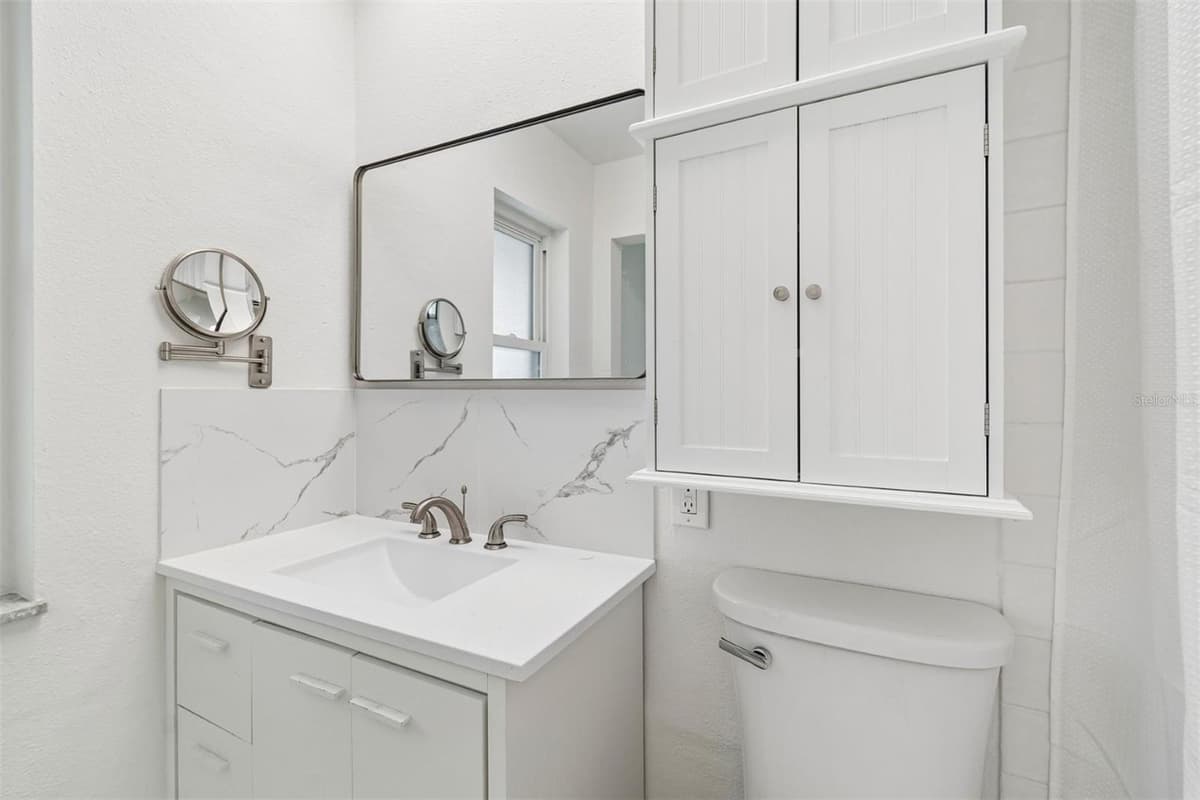830 LA JOLLA AVENUE — photo 20 of 57