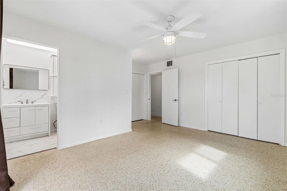830 LA JOLLA AVENUE — photo 19 of 57